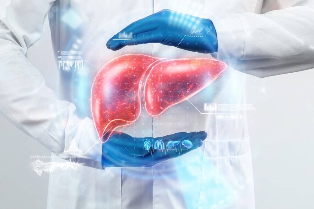 doctor-analyze-liver-hologram